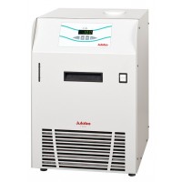 德國JULABO循環冷卻器F500內部為不銹鋼水箱